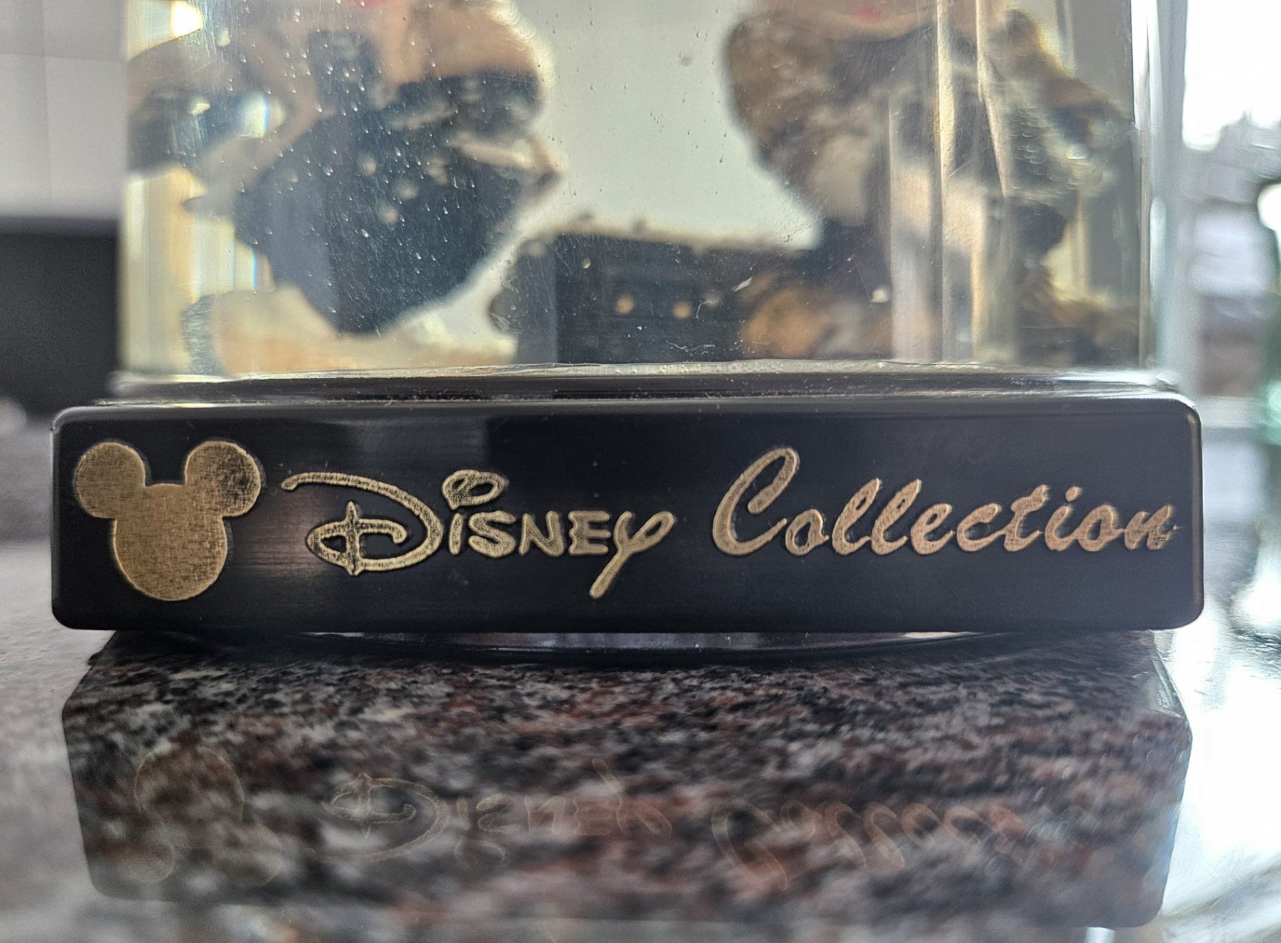 Disney Tutte le decorazioni: Schneekugel Disney Collection – Usato da Grüningen venduto da WERMEI01 3