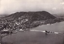 Erlach BE Cerlier // Luftbild Dorf Bielersee