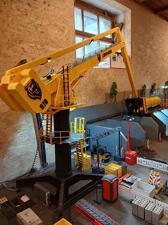 Bagger: Umschlagbagger – Gebraucht aus Eichberg von luk_6sxq 1