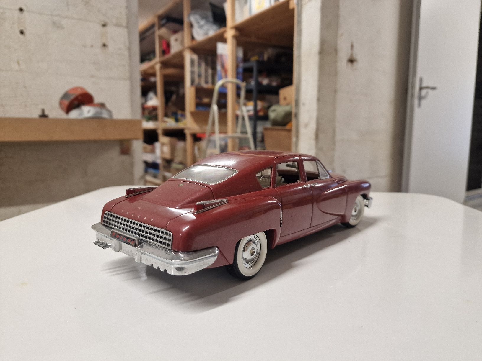 Kyosho Voitures modèles: Tucker  Torpedo 1948  – Défectueux à Alberswil par R21Turbo 2