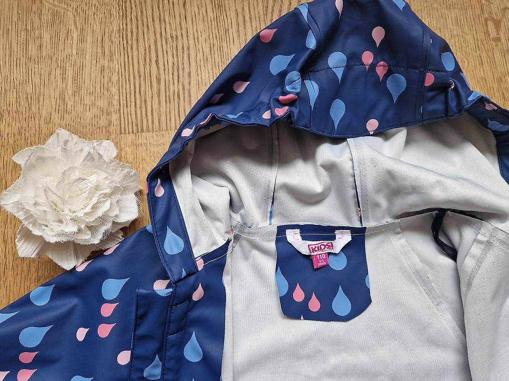 Jacken & Mäntel: Regenjacke Gr. 110 – Gebraucht aus Zürich von Missy33 1