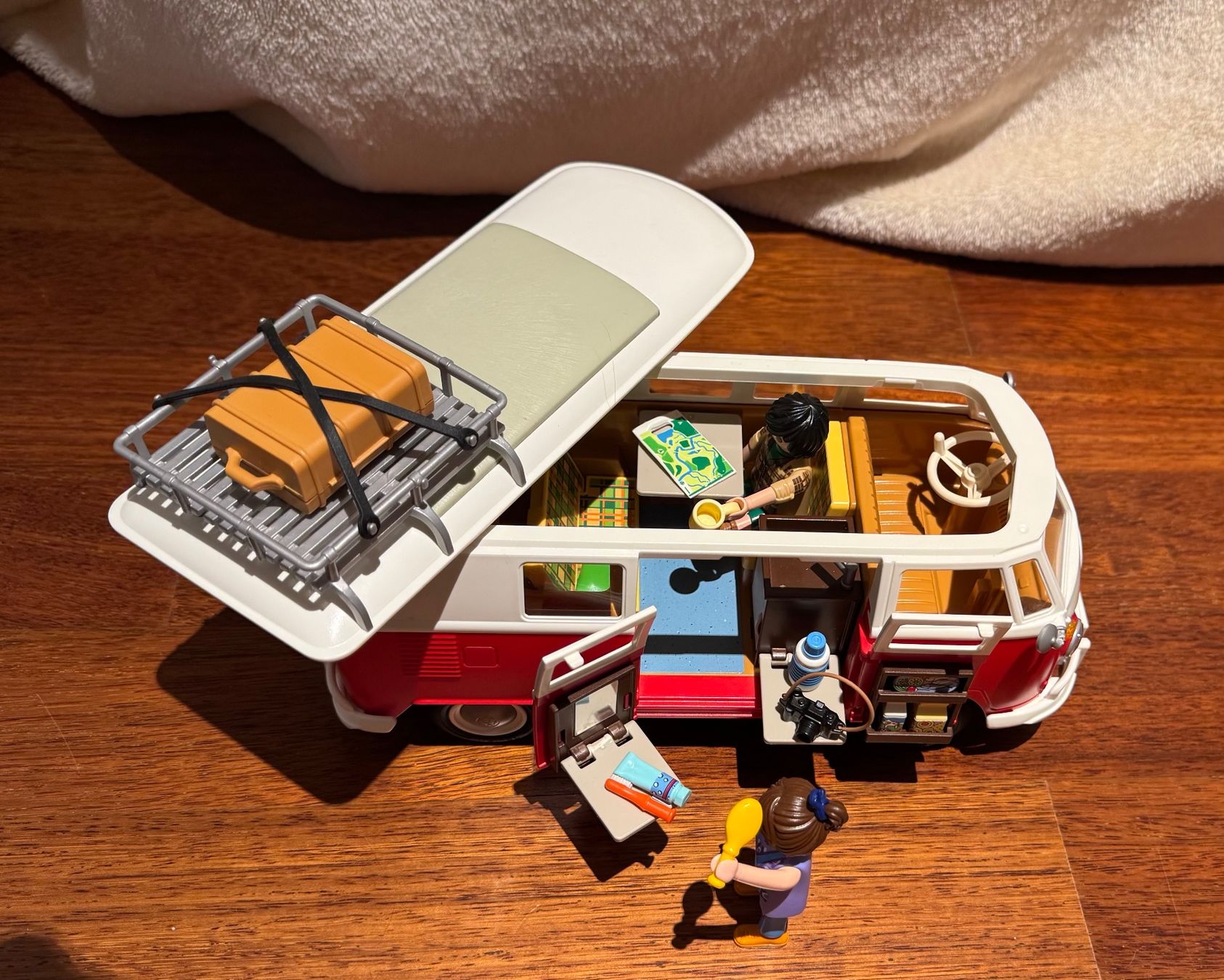 Playmobil Giocattoli: Playmobil VW Camping Bus 70176 – Usato da Schaan venduto da booboo09 1