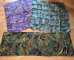 3 Foulards / Schals, 2 davon Reine Seide