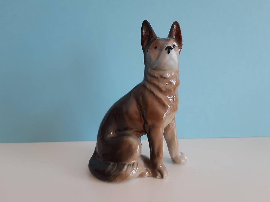 Statuette: Vintage Schäferhund, wie neu – Nuovo (secondo la descrizione) da Greifensee venduto da Foxglove