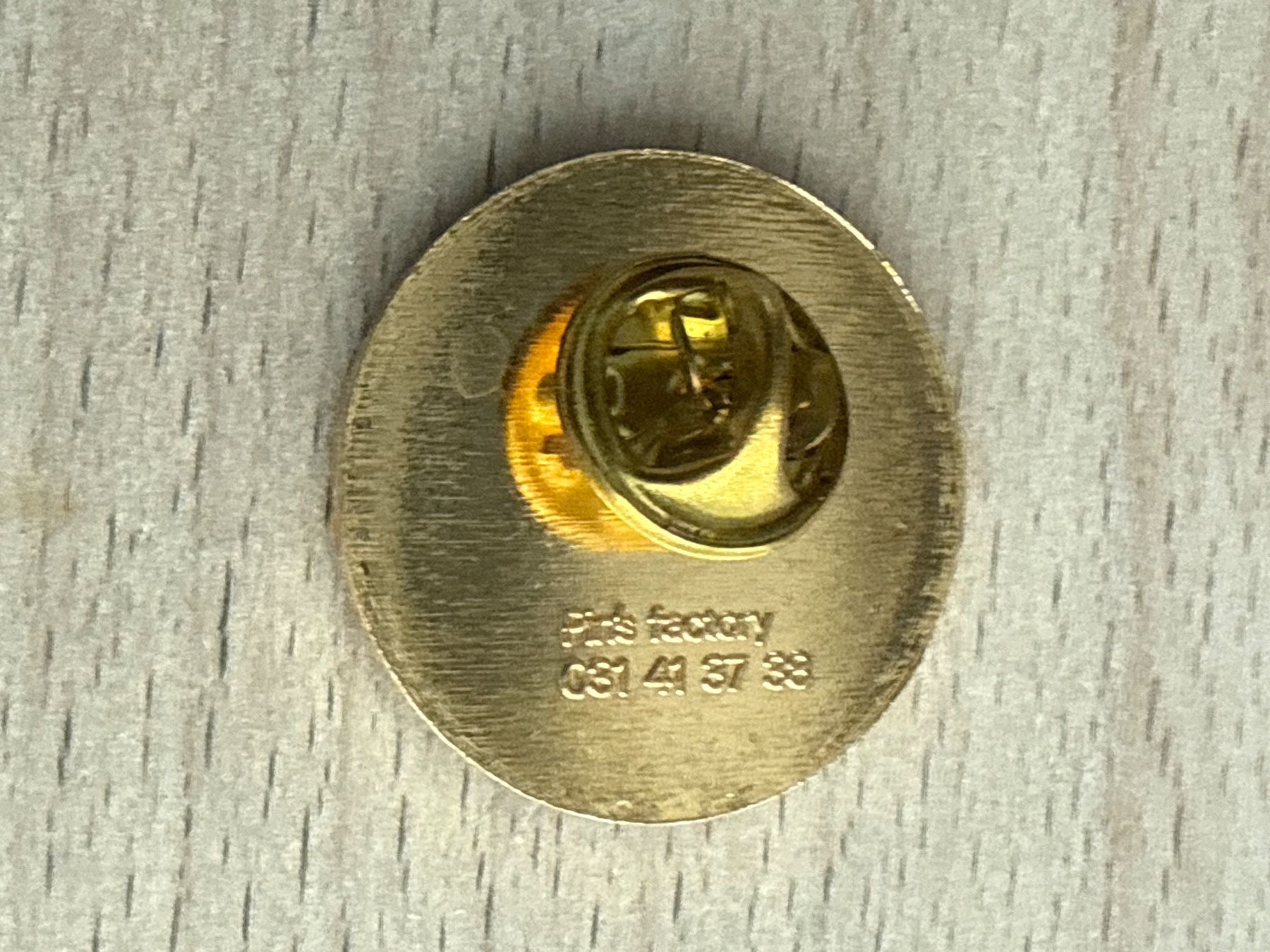 Plaketten & Abzeichen: Pin HWG Biel – Gebraucht aus Glattbrugg von Schweigmatt 1