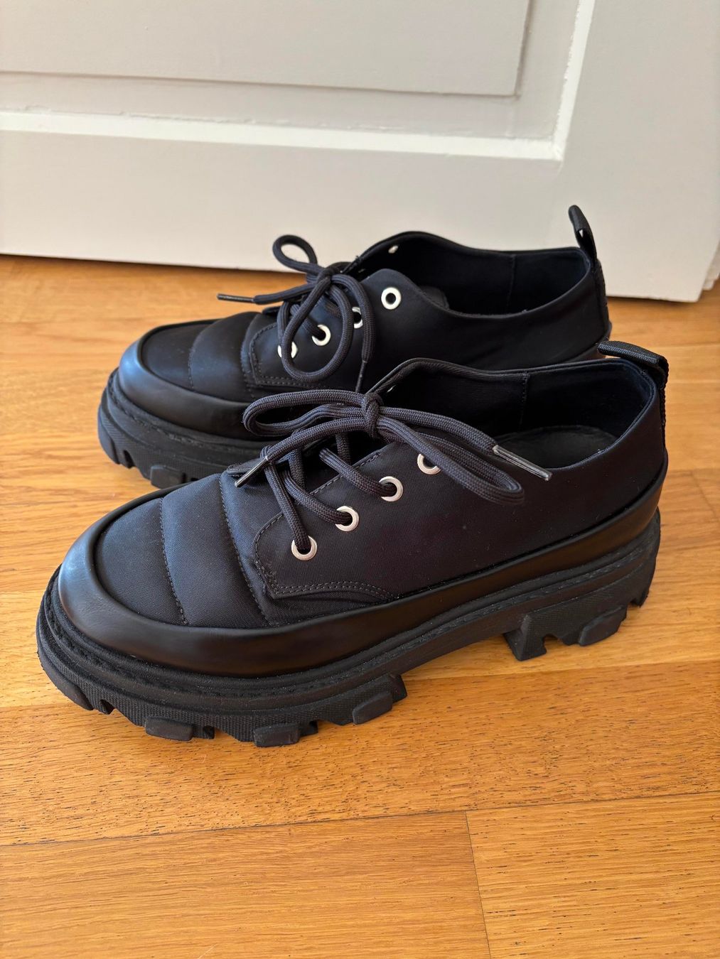 Ganni Scarpe da donna: Ganni Schuhe – Nuovo (secondo la descrizione) da Zürich venduto da Gret00 1