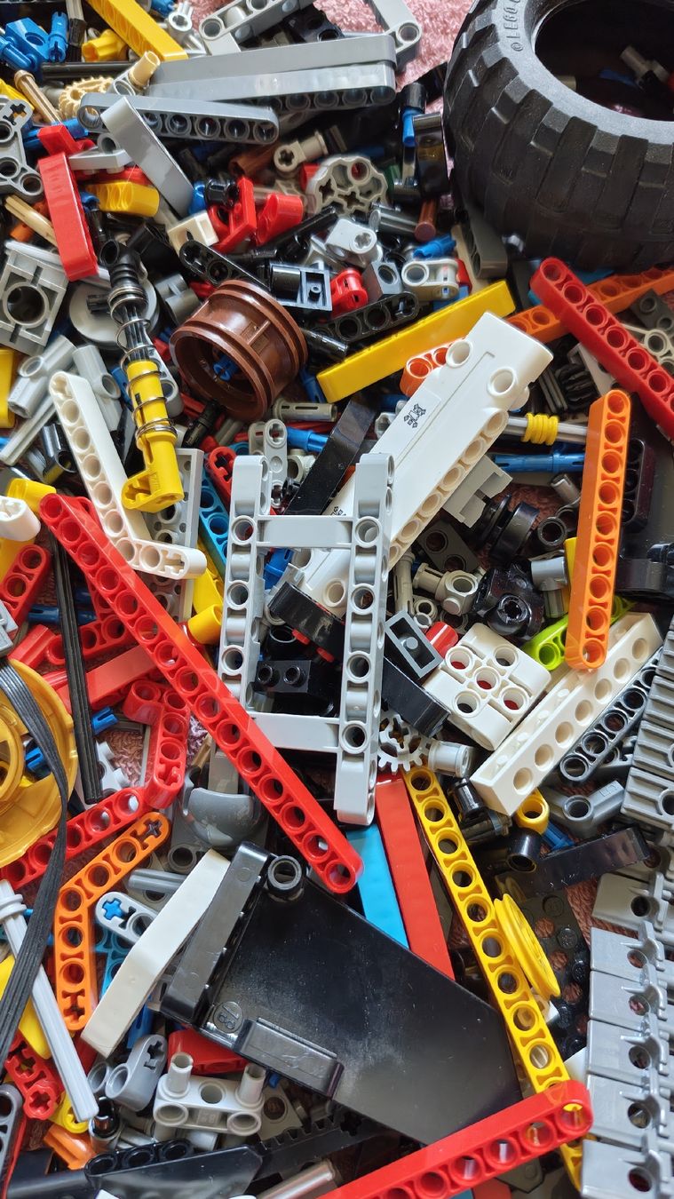 Lego Spielzeuge: Lego Technik Teile ca 1,9 Kilo – Gebraucht aus Effretikon von Superkarin7 1