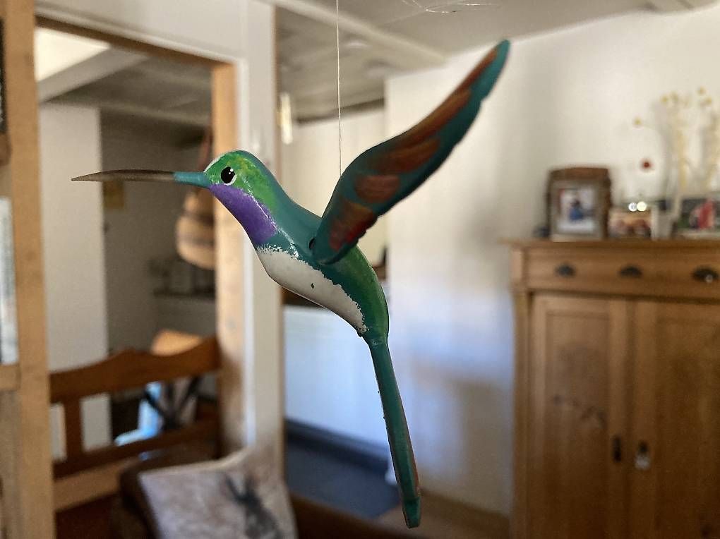 Alle Dekorationen: 3 handgemalte Kolibris aus Holz – Gebraucht aus Bolligen von abara1