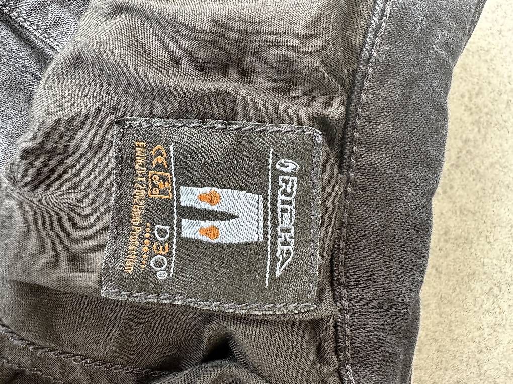Jeans: Motorrad-Jeans – Usato da Nidau venduto da Jareja 3