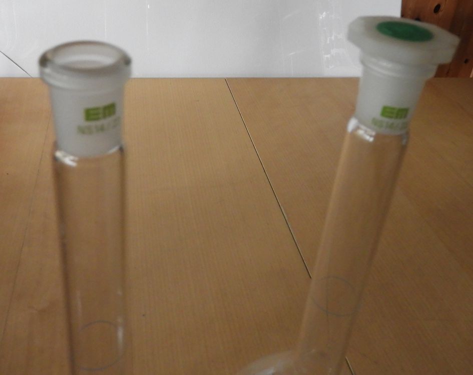 LABPOR MESSKOLBEN KLASS A 250 DIN, 1 FEHLT ZAPFEN TOP ZUSTA (Neu ...