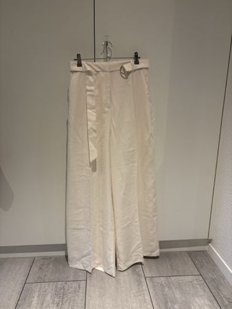 Pantalon H&M crème T. 38 neuf