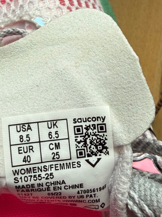 Saucony Scarpe da donna: Saucony Endorphin Pro 3 G. 40 Damen – Usato da Dübendorf venduto da bar_kn66 5