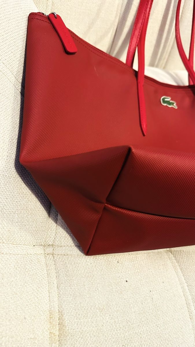 Lacoste Borse da donna: Sac fourre-tou Lacoste  – Nuovo (secondo la descrizione) da Les Acacias venduto da bam_r2rp 4