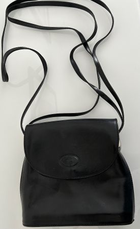 Schwarze Ledertasche
