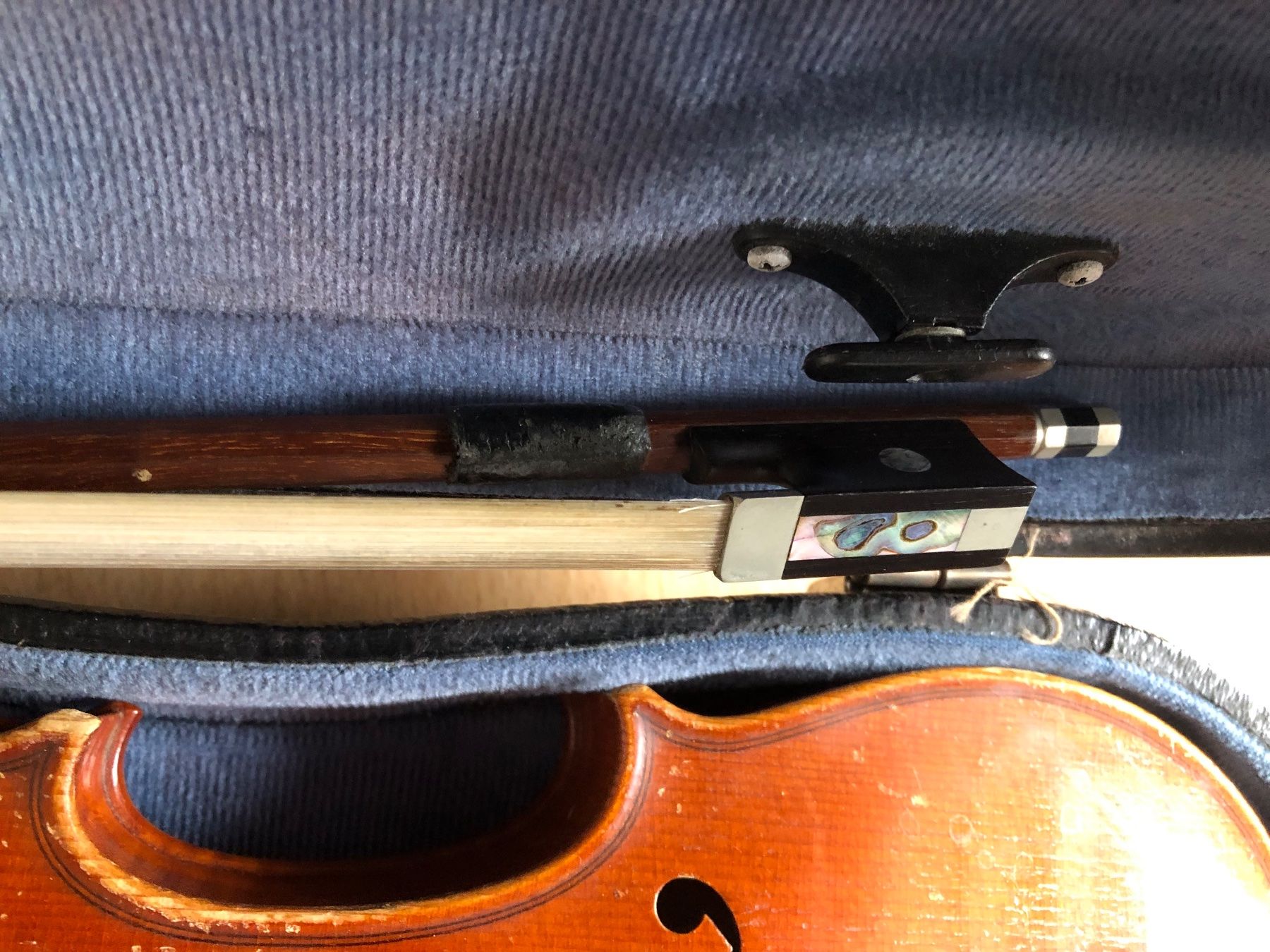 Strumenti musicali: 1/2 Geige & 1/2 Bogen – Usato da Stäfa venduto da sinalong9 4