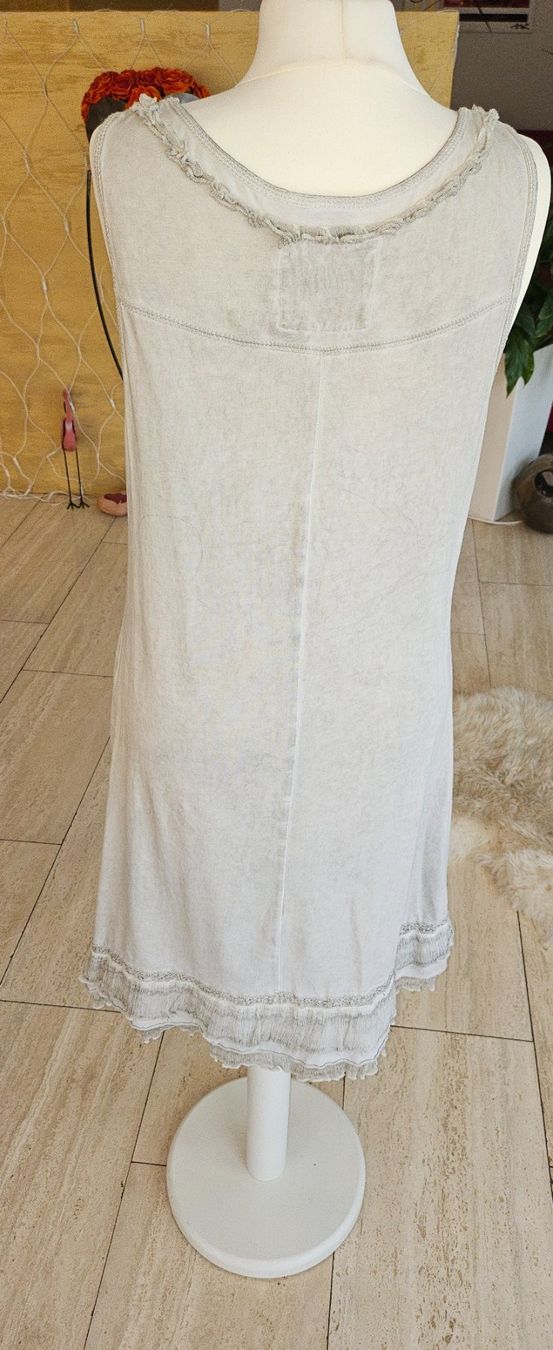 Nile Kleider: Nile Sommerkleid – Gebraucht aus Luzern von Womeninred 1