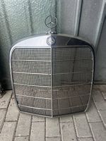Mercedes grill