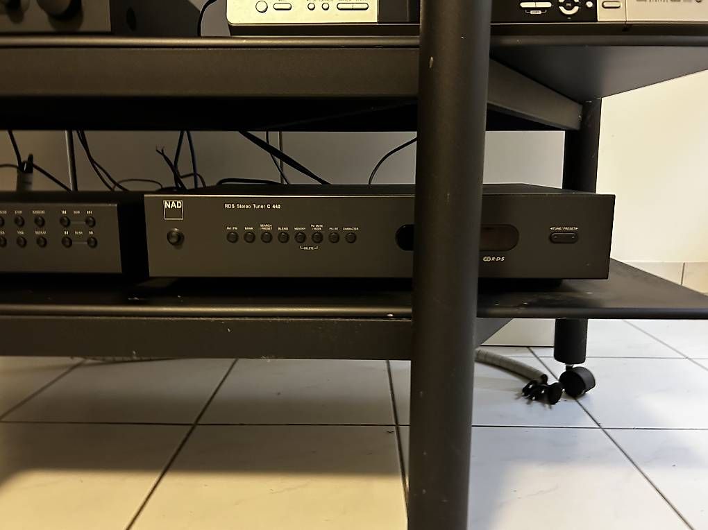 Mobili TV: Stereo & TV rack – Usato da Bogis-Bossey venduto da jhenckaerts 3