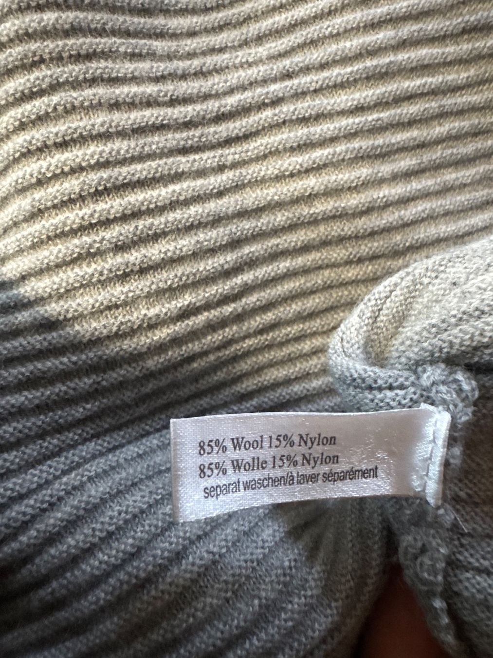 Pulls & Sweat-shirts: Grauer Pullover, KITCHENER! Super Qualität – D'occasion à Belp par naqua5 2