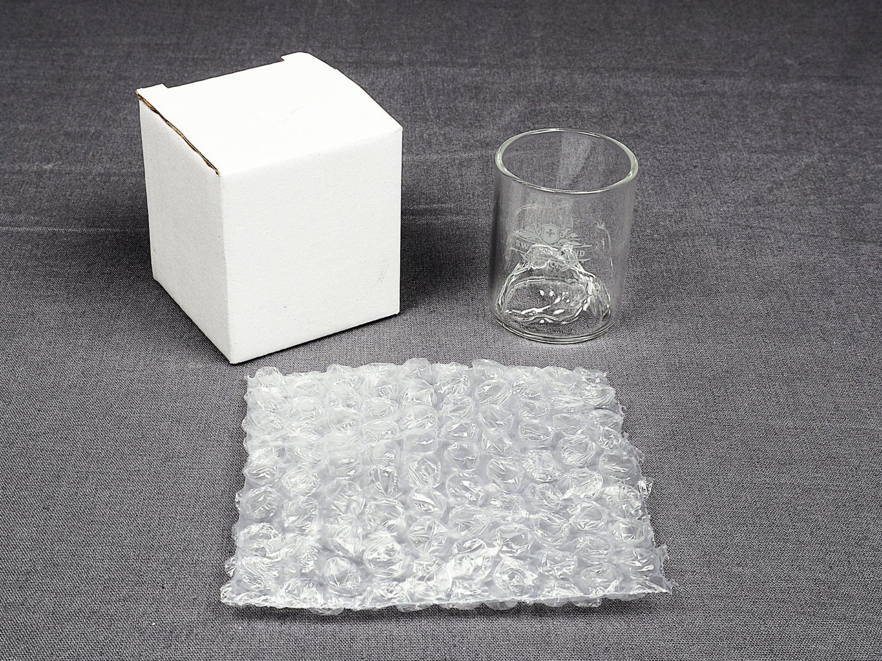Gläser: Schnaps Gläschen mit Berg im inneren – Neu (gemäss Beschreibung) aus Steinen von Restwert_Steinen