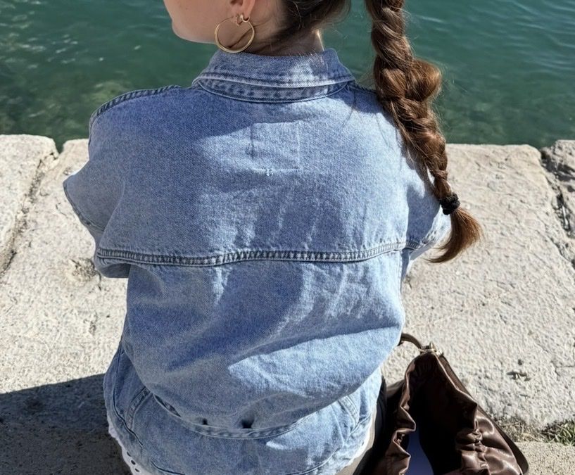 Bershka Giacche: Jeansjacke mit Bindegürtel Grösse M neuwertig – Usato da Basel venduto da lea_5p7c 2