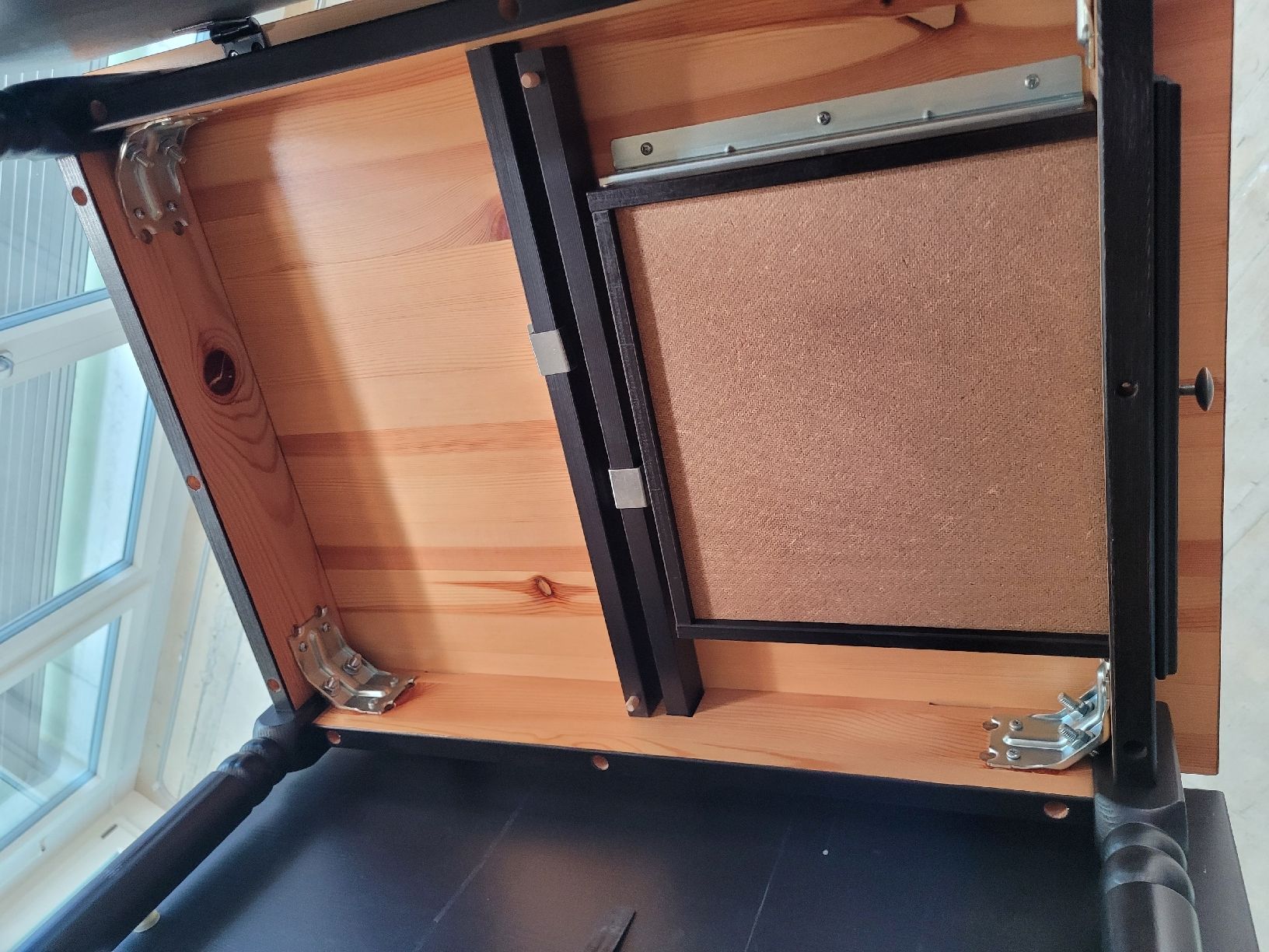 Tische: Klapptisch schwarz, mit Schublade – Gebraucht aus Uster von 13smiley13 7