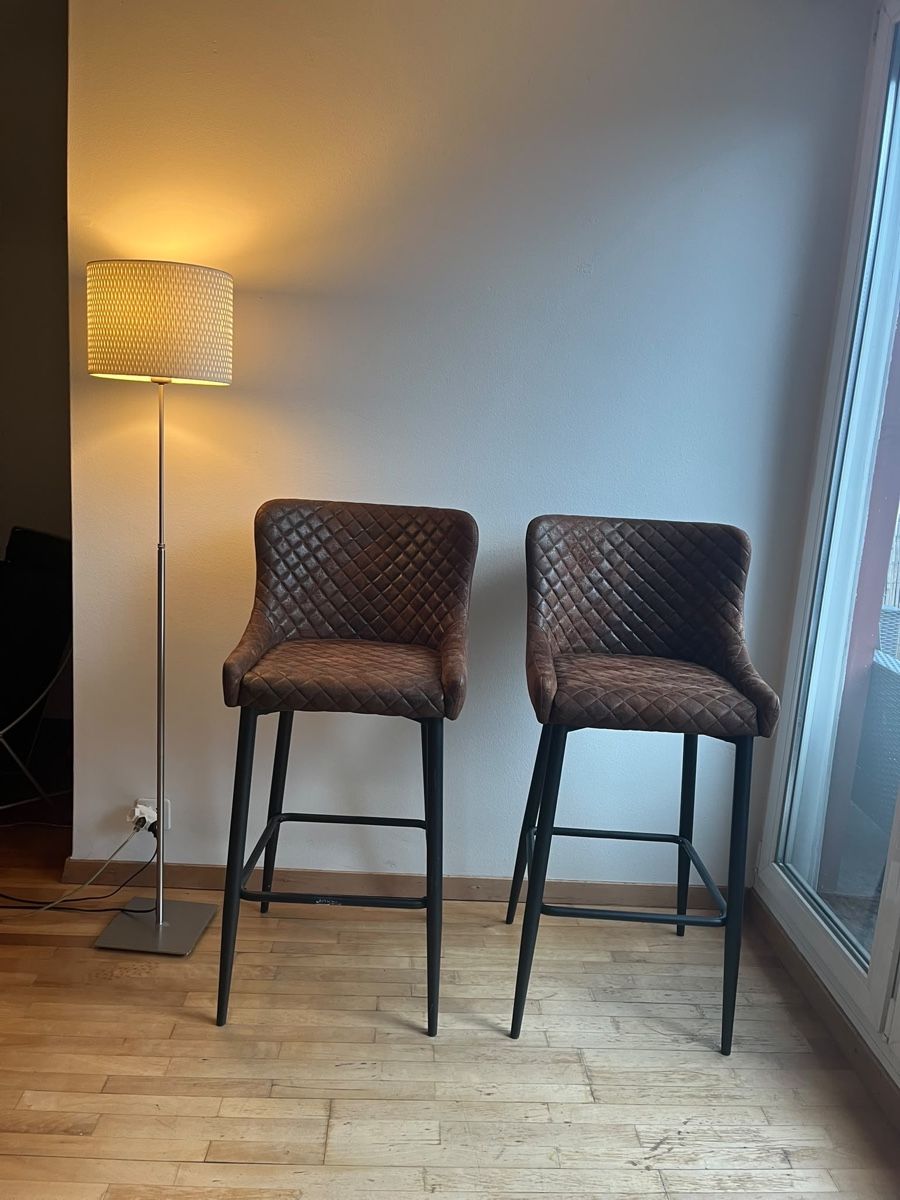 Hocker: Schöne Kunstleder Barhocker – Gebraucht aus Zürich von Gmpi01 1