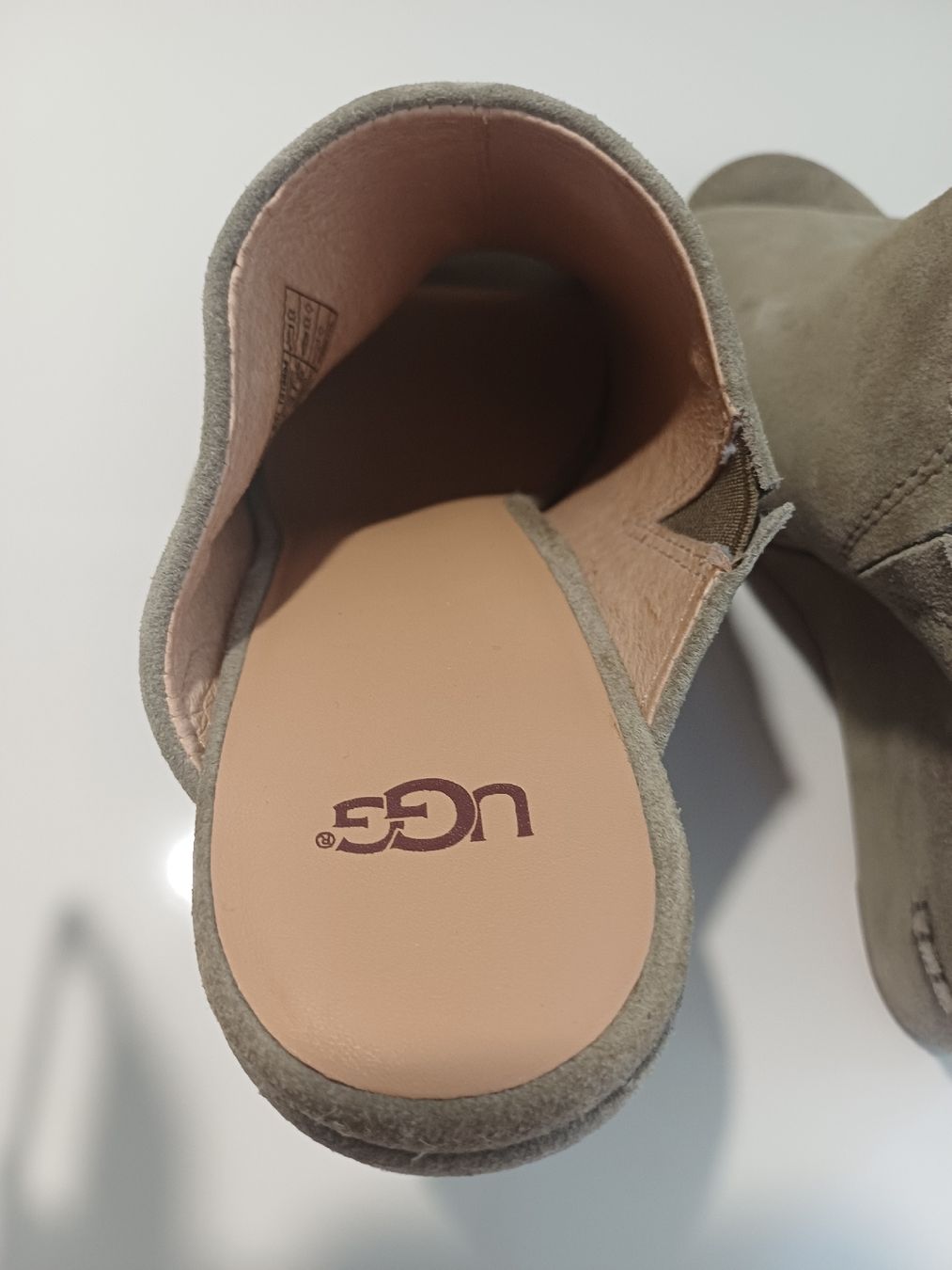 Ugg Scarpe da donna: tolle, 1x getragene UGG Keilsandalen – Nuovo (secondo la descrizione) da Goldach venduto da Requiliz 2
