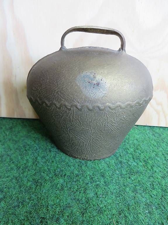 Cloches & sonnailles: Schelle,Maulweite 8cm – D'occasion à Langrickenbach par zwiebel03 1