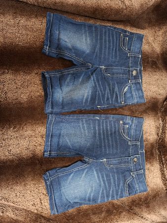 2x Gr110 Shorts Migros Kids Neu und ungetragen für Zwillinge