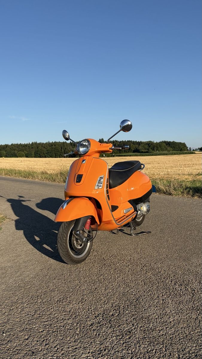 Vespa Scooters: Vespa GTS 300 Super – Gebraucht aus Zürich von Carpe_diem_1 5