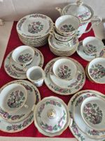 Porcelaine de limoges tasses,  assiettes,  etc