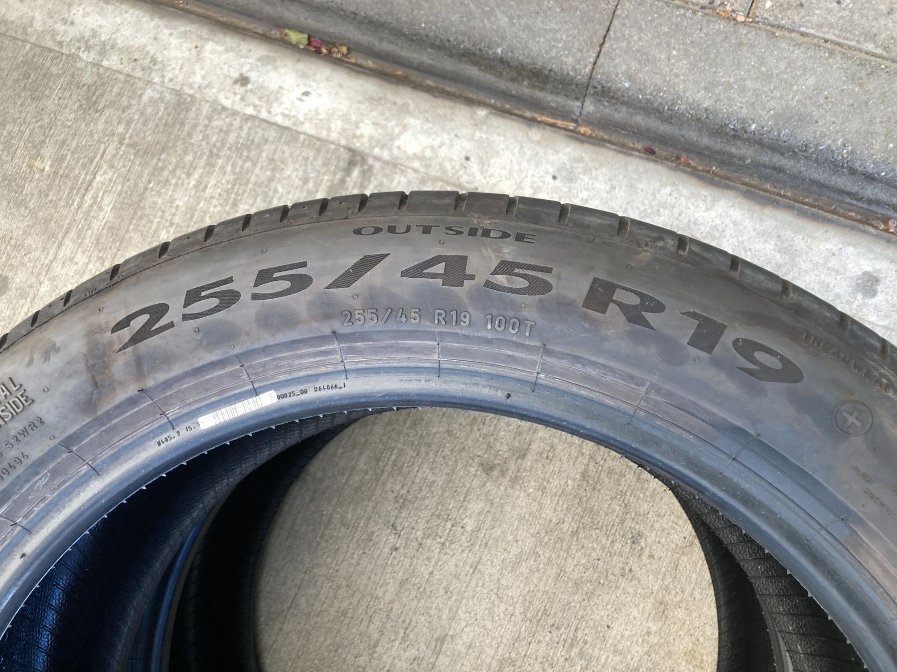 Pirelli Pneumatici & Ruote complete: 255/45R19 Pirelli Sommerpneu – Usato da Cham venduto da WB2223 9