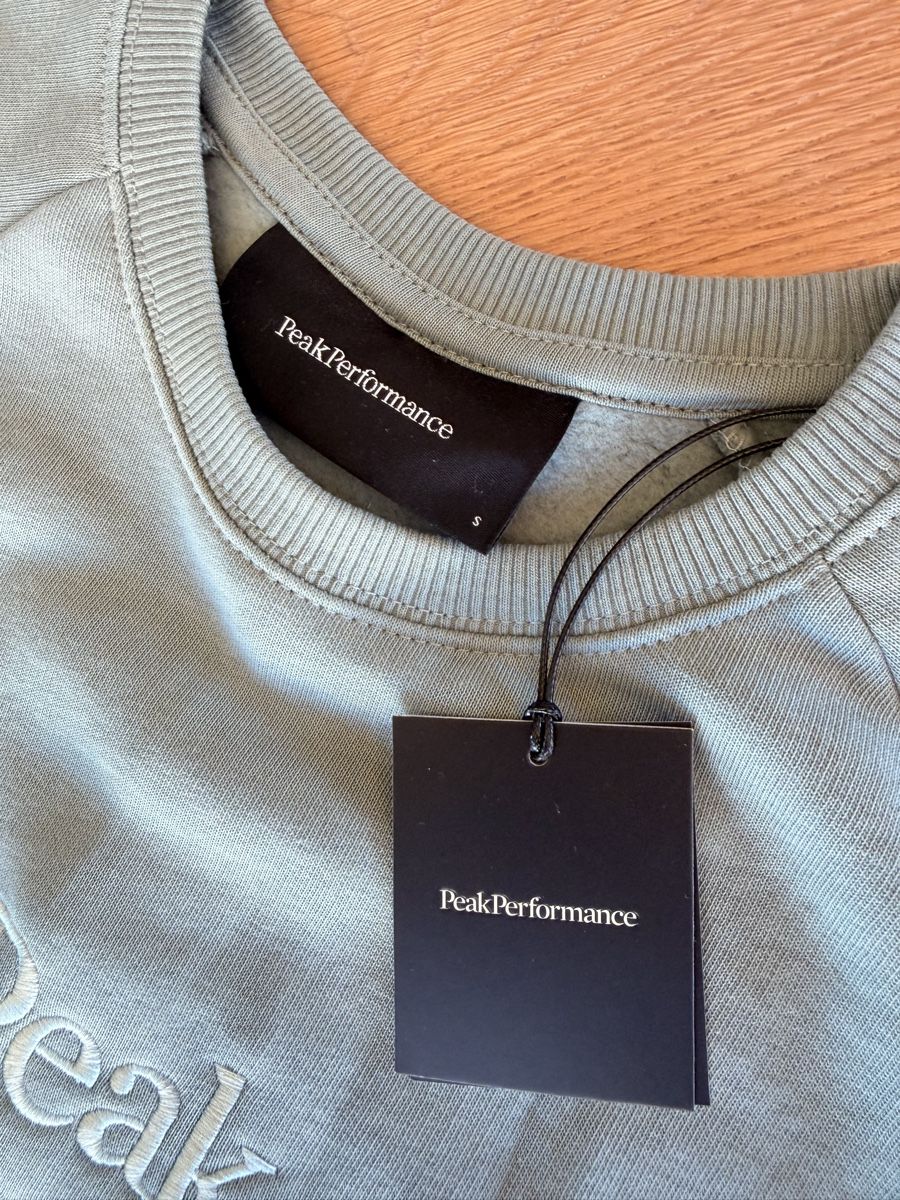 Peak Performance Maglioni & Felpe: NEU Peak Performance Sweatshirt Gr.S in hellgrün  – Nuovo e nell'imballaggio originale da Altendorf venduto da PiaLang 2
