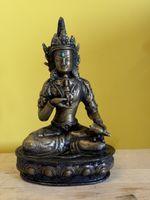 Buddha Figur mit Steinen Sitzend H22cm guter Zustand
