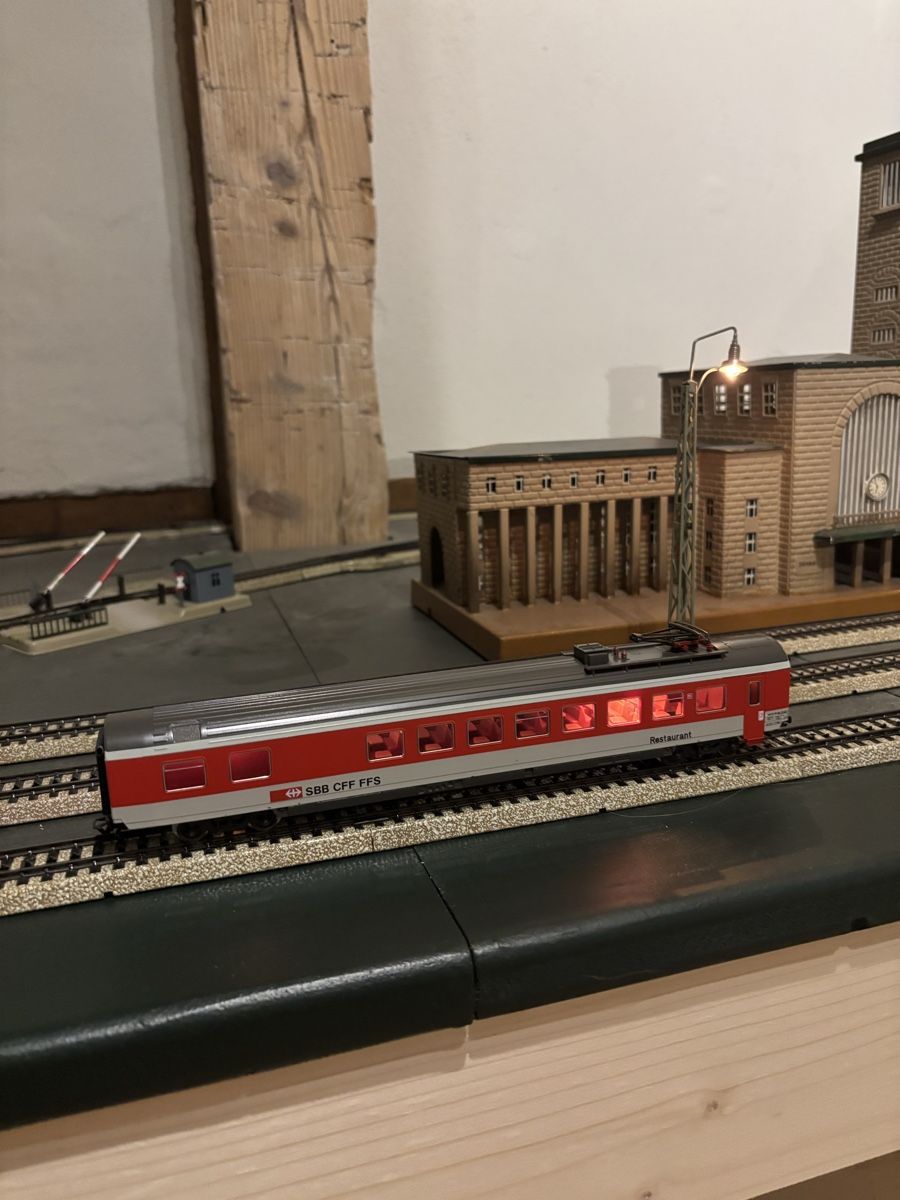 Märklin Modelleisenbahnen: Märklin 4217 – Gebraucht aus Boncourt von Keiserrail 1