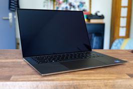 DELL XPS15 9520 inkl. TB4 Dock und Sleeve