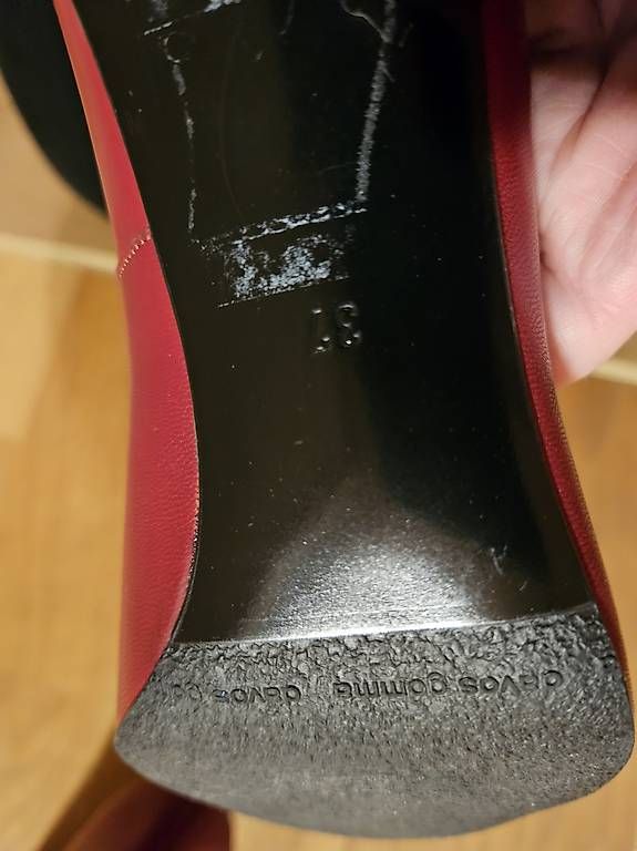 Scarpe da donna: Pumps rot 37 – Usato da Bärau venduto da blu_dc7v