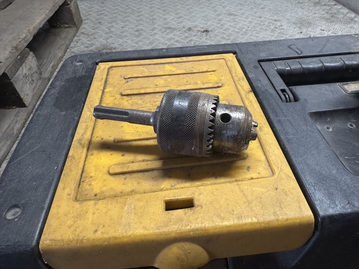 Dewalt Bohrmaschinen: Trapano dewalt – Gebraucht aus Bedano von sim_66fd 8