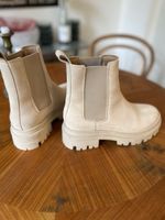 Chelsea Boots, ungetragen