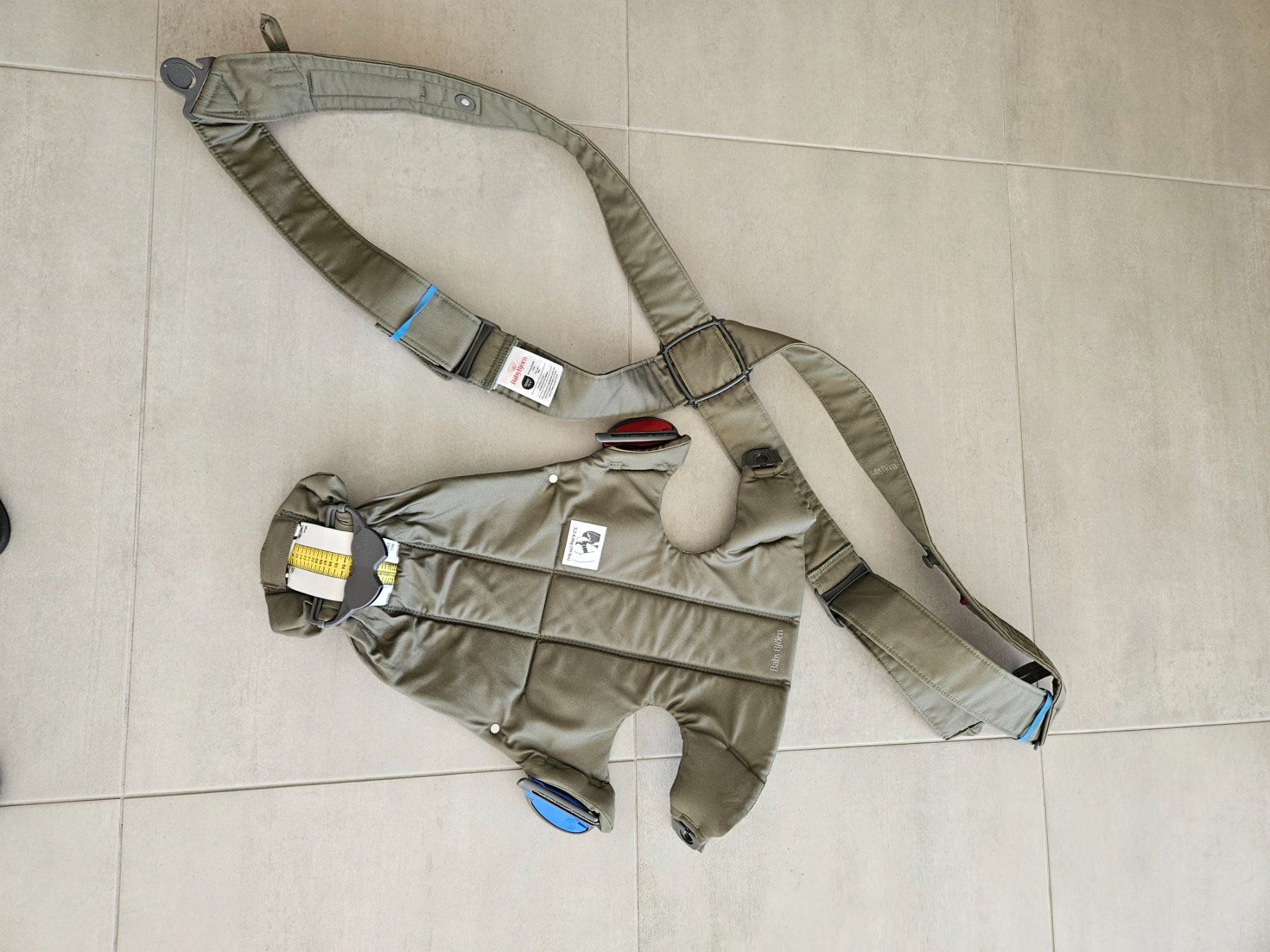 Babybjörn Marsupi portabebè: Babybjörn Baby Carrier Mini – Usato da Neyruz FR venduto da JROL