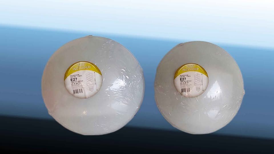 Kronleuchter & Deckenlampen: 2x Wandleuchte Deckenspots weiss  Neu – Neu und originalverpackt aus Aarburg von Glitzerschein
