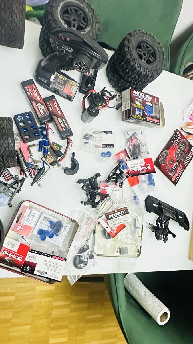 Traxxas RC Modellbau: Traxxas 1/7 Moster  – Defekt aus Nebikon von sal_pvk8 1