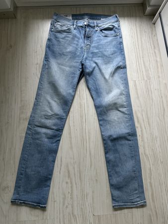 H&M Slim Denim Jeans - Light Wash, Size 34/32 - Nice!