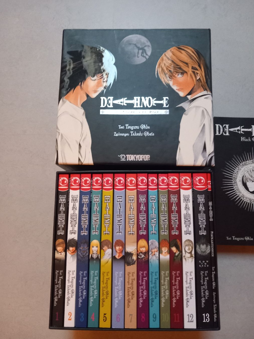 Fumetti: Death Note Complete Box plus Band 1 Black Edition – Nuovo (secondo la descrizione) da Rafz venduto da DonRacletto 1