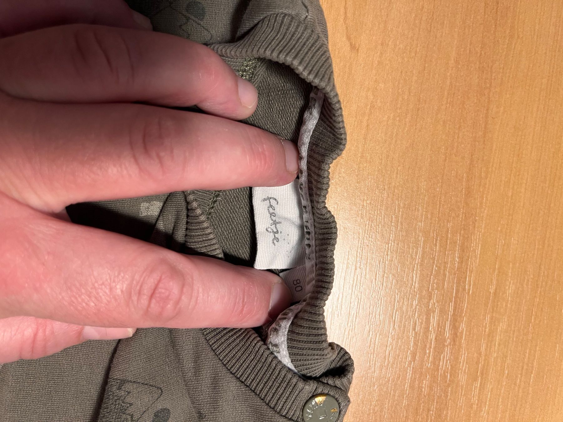 Feetje Pullover & Sweatshirts: Kinder Pullover feetje Grösse 80 Bären Wölfe – Gebraucht aus Ziefen von Madame1982 2