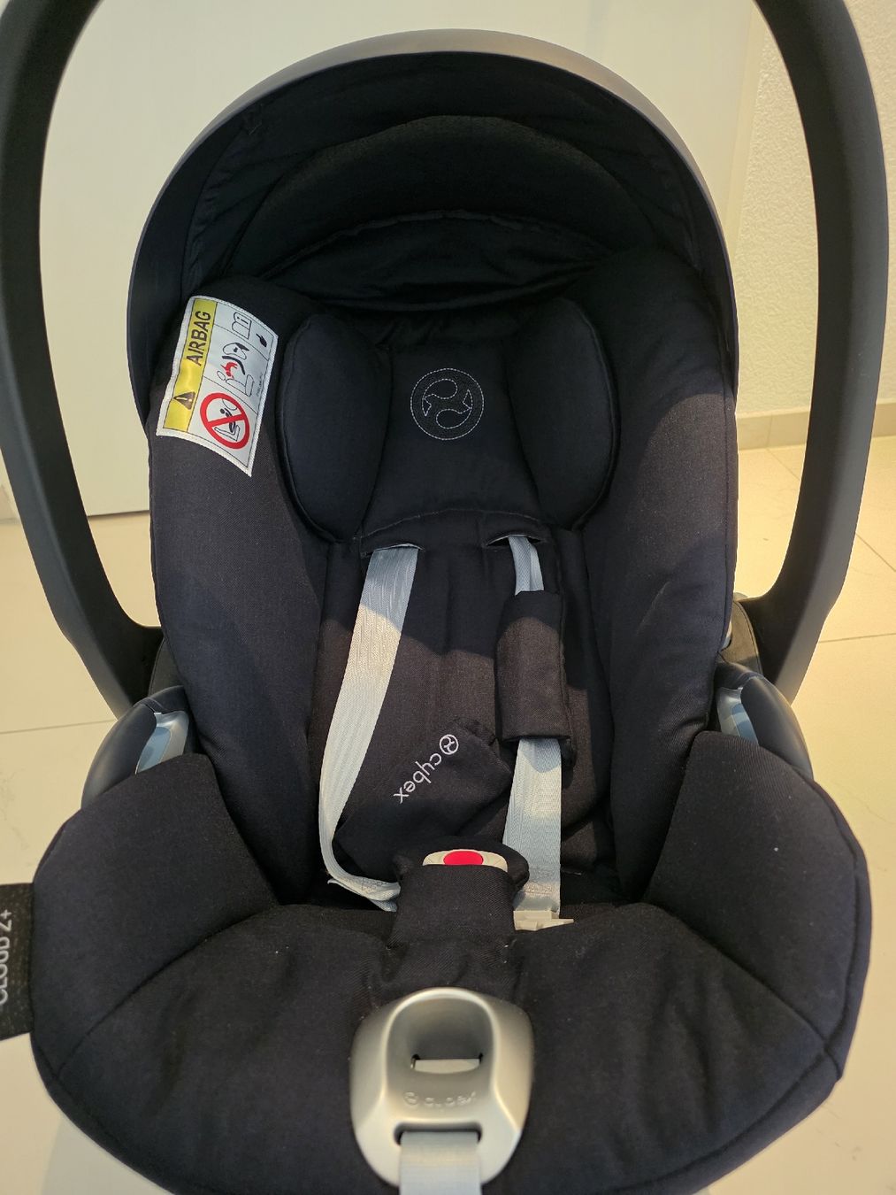 Cybex Seggiolini per auto: Cybex Base Z inkl Cybex Babyschale – Usato da Oberuzwil venduto da Nellle 2