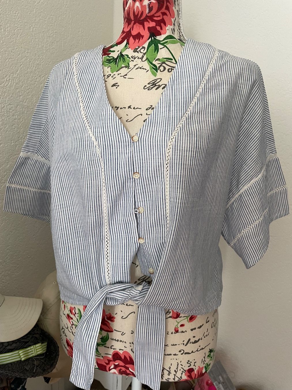 Mavi Camicette: NEU** Bluse Mavi S Oversized – Nuovo (secondo la descrizione) da Zürich venduto da Pamuk04
