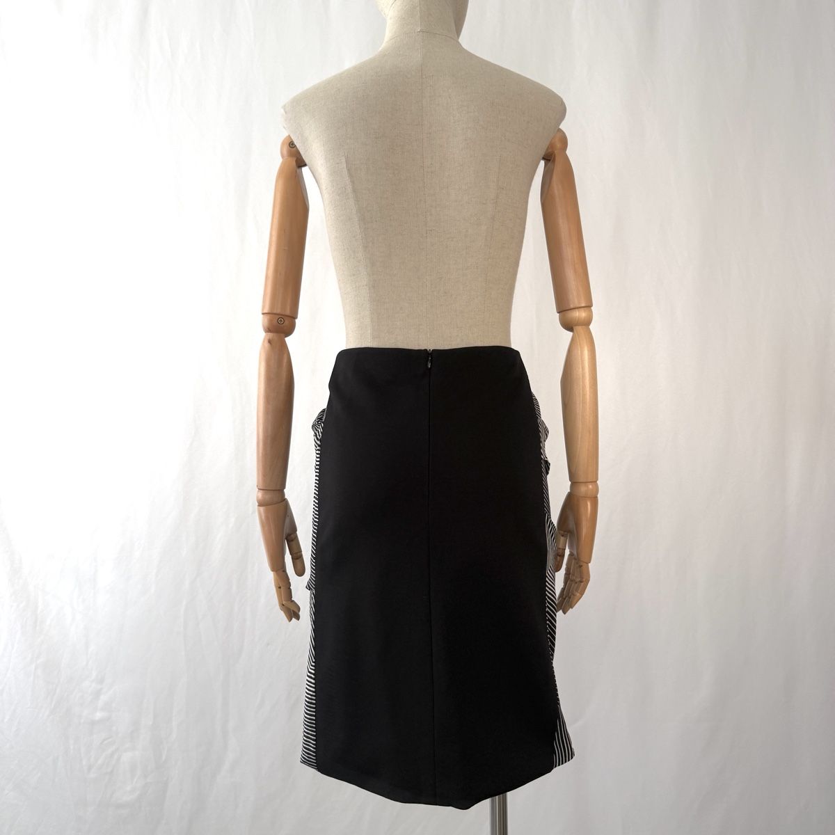 Akris Gonne: AKRIS Silk Skirt – Usato da Freienbach venduto da Avviivva_Shop 2