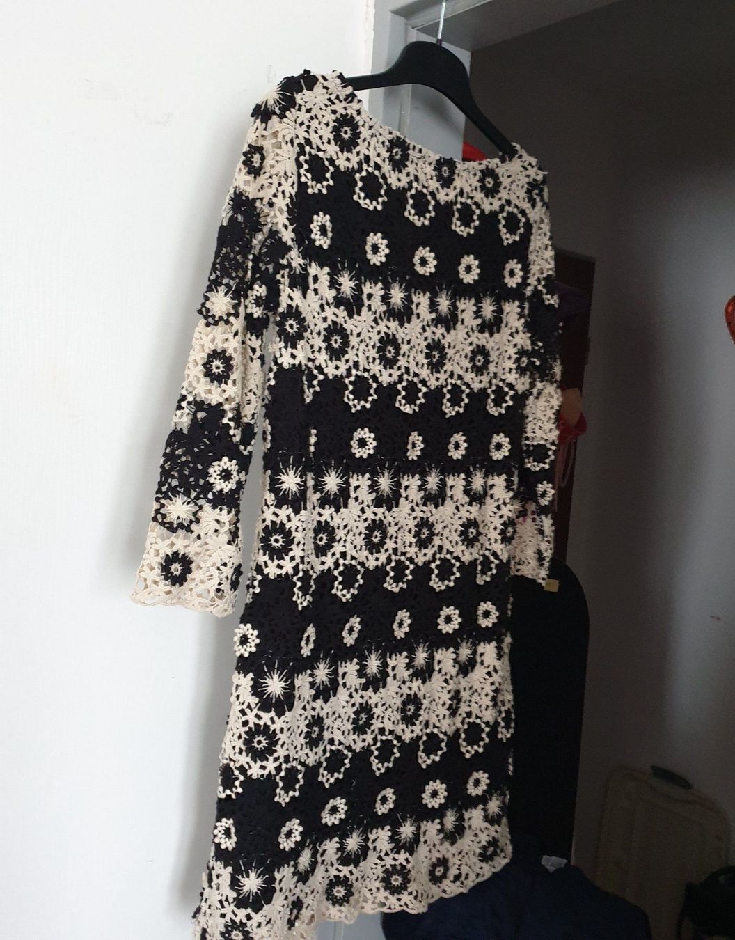 Phase Eight Kleider: Phase Eight, Häckelkleid, Gr. 14 – Neu (gemäss Beschreibung) aus Frenkendorf von Moon111 1